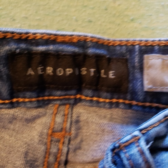 Shorts - Picture 3 of 3